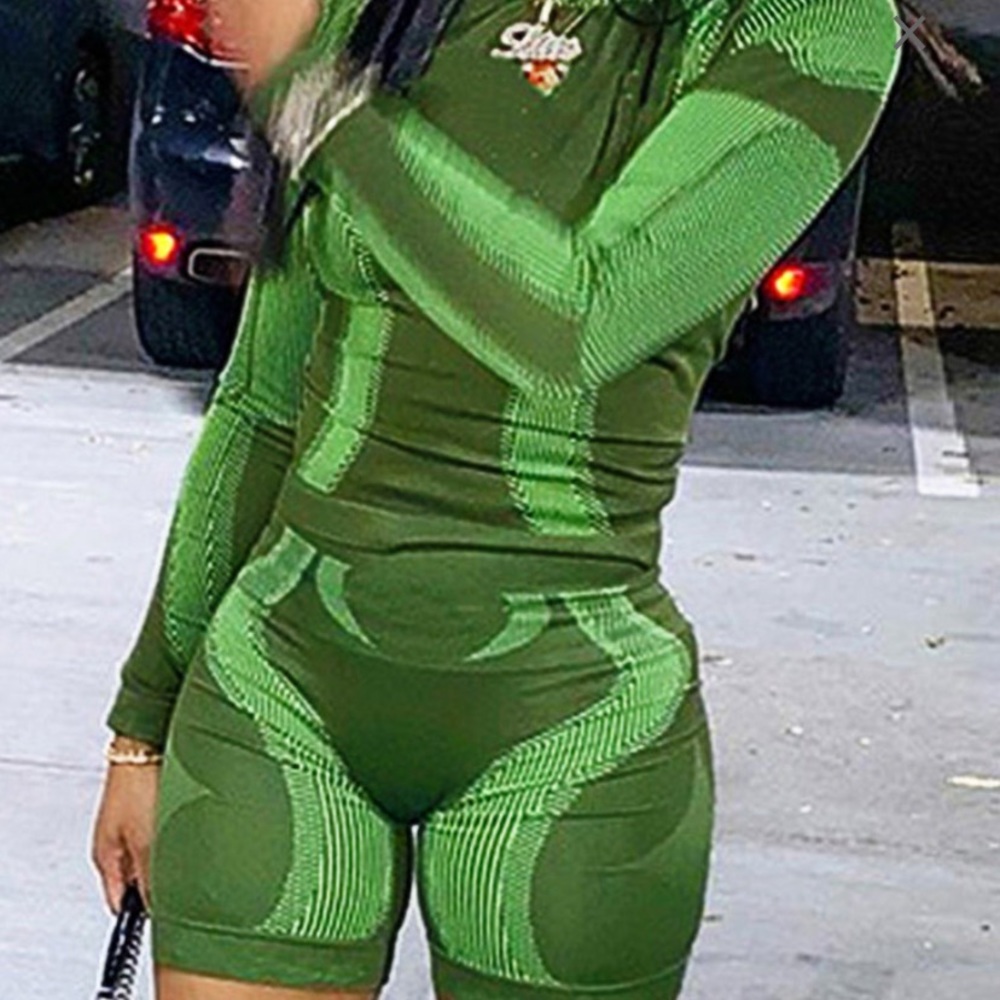 Fitted Green Shorts Set